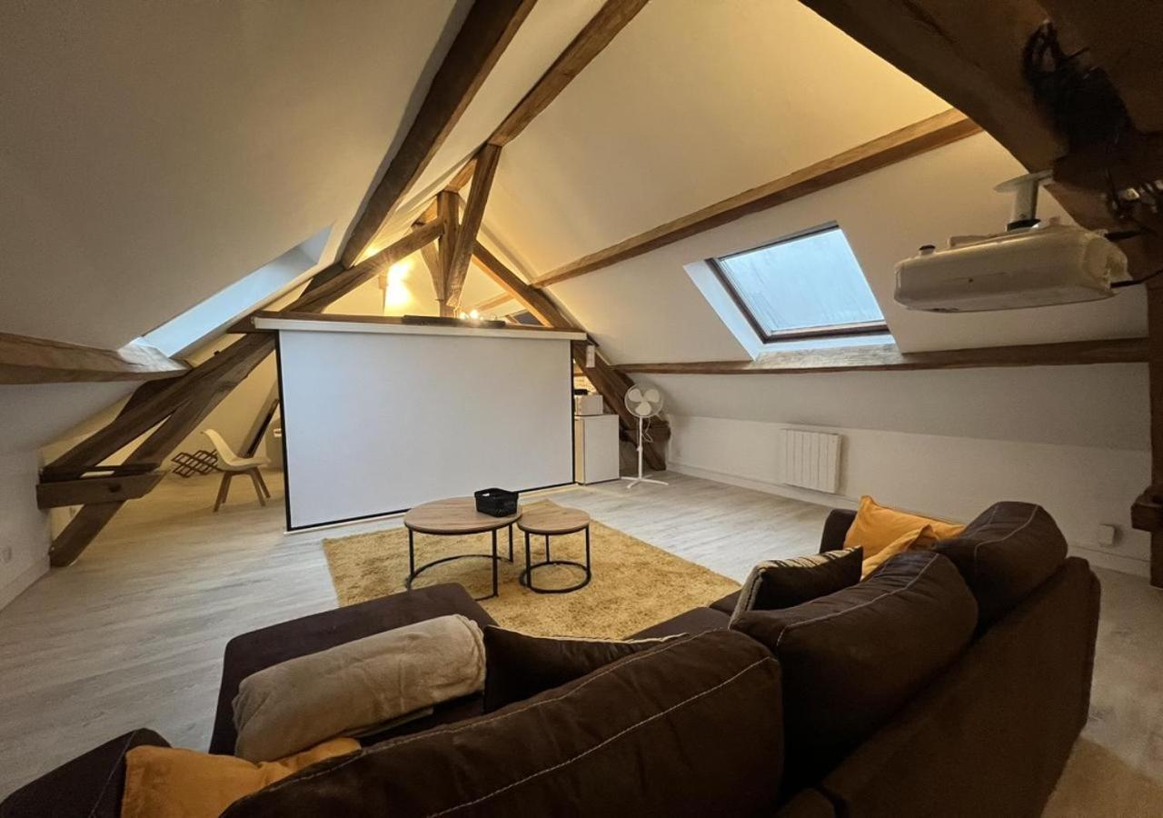 L Armurerie - Appartement Centre Ville De ซ็องส์ ภายนอก รูปภาพ